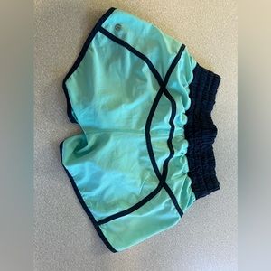 Lululemon short size 4, 2.5 inches